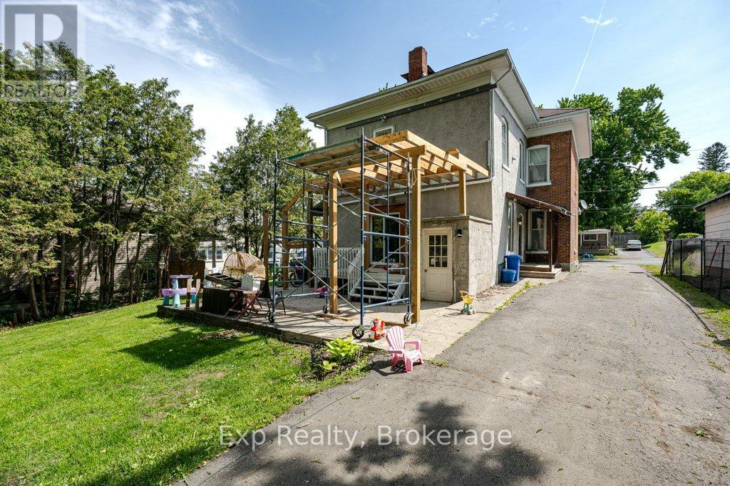 127 GREEN STREET - 33