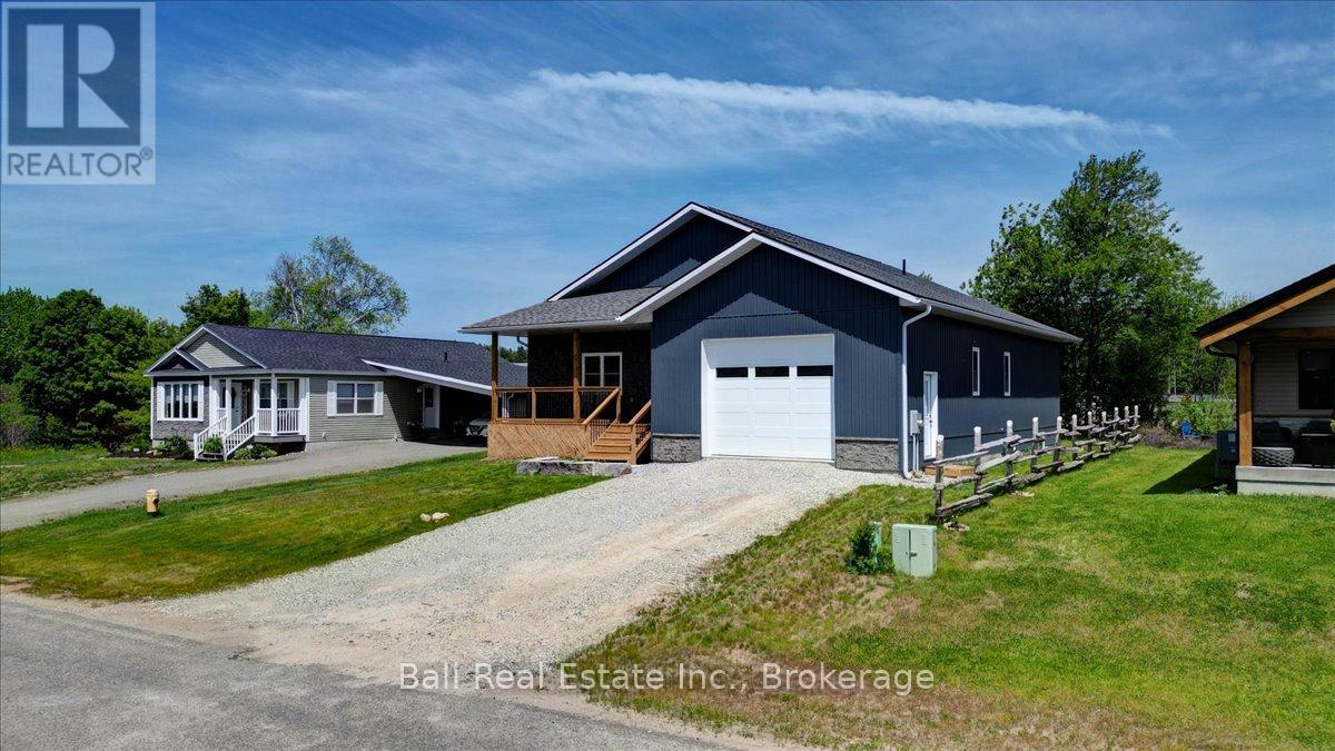 9 WILLIAMS DRIVE - 2