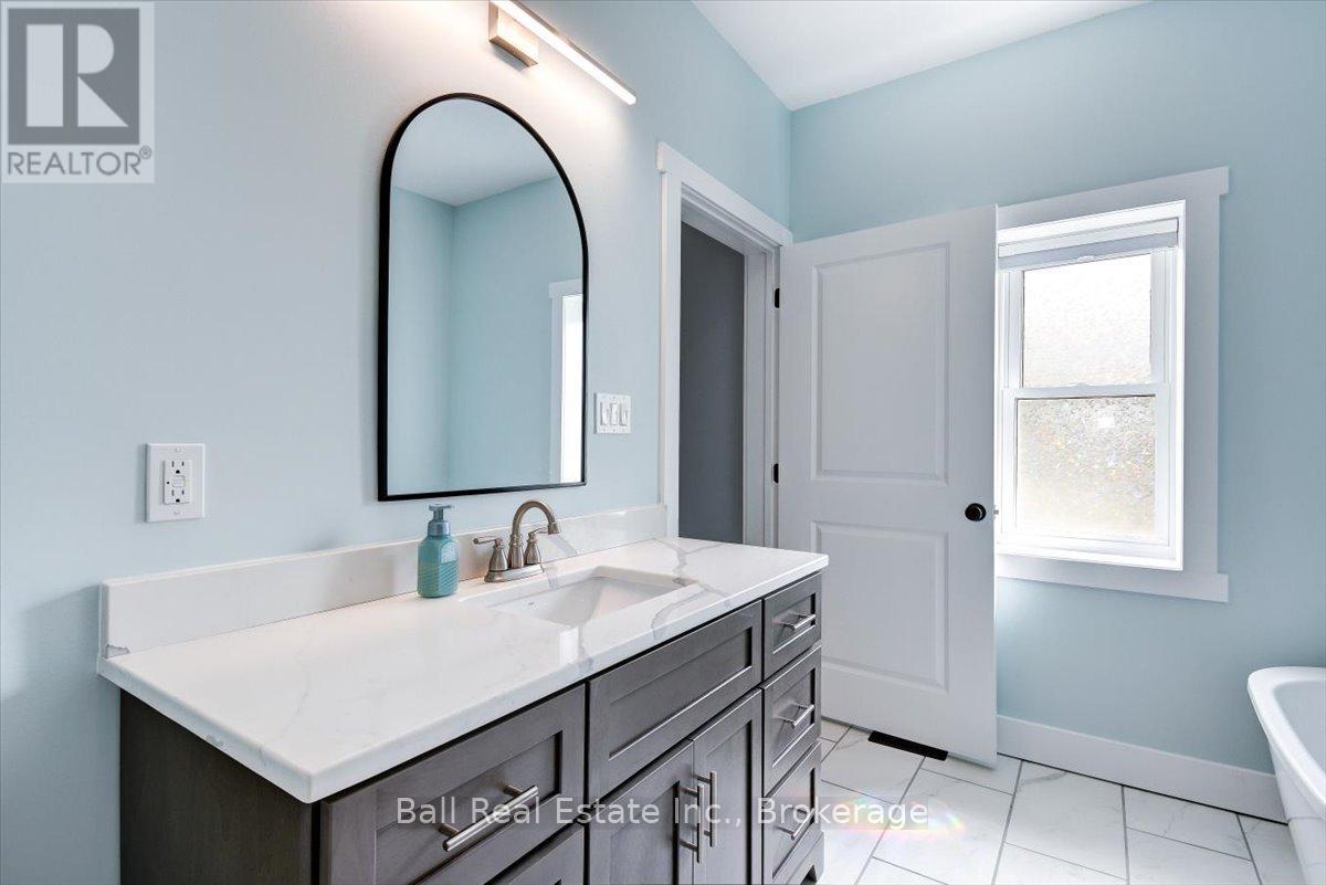 9 WILLIAMS DRIVE - 25