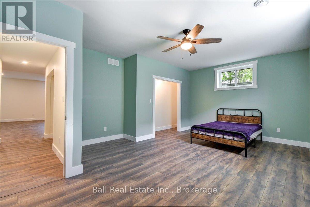 9 WILLIAMS DRIVE - 32