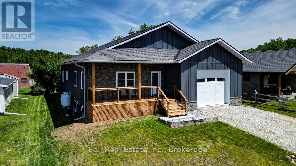9 WILLIAMS DRIVE - 42