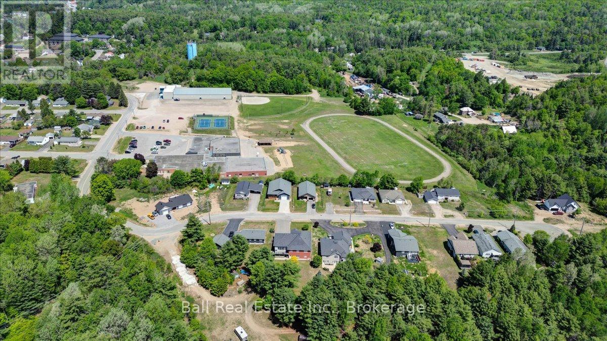 9 WILLIAMS DRIVE - 46