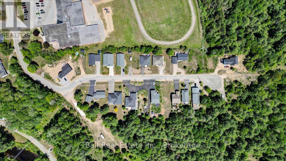 9 WILLIAMS DRIVE - 49