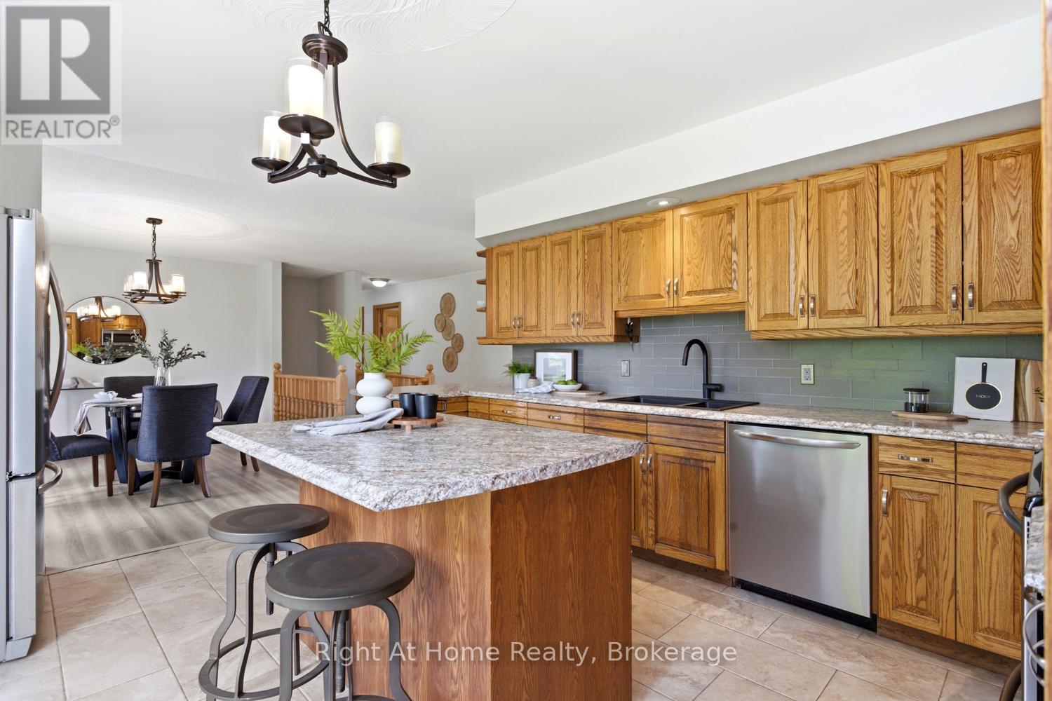 562 JANETVILLE ROAD - 10