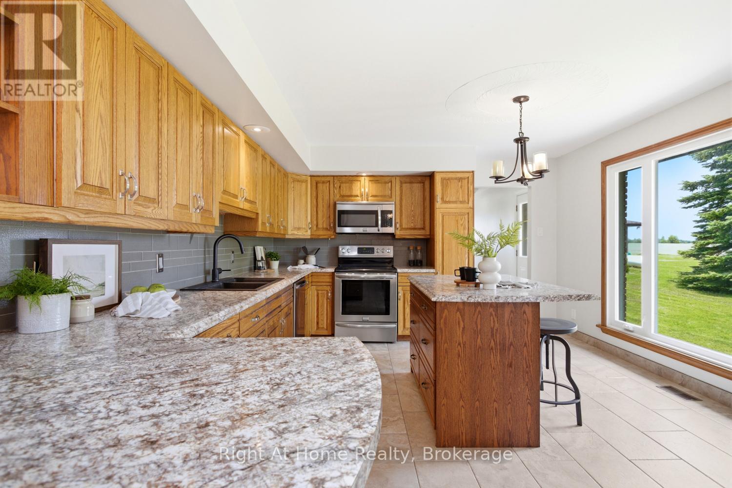 562 JANETVILLE ROAD - 11