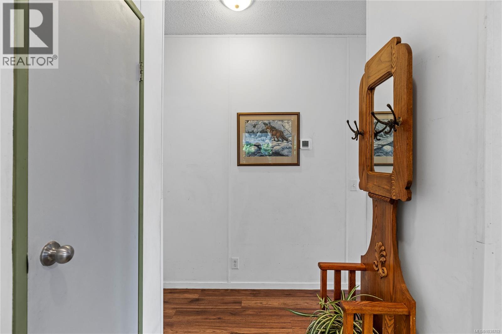 1948 Valley Oak Dr - Image 3