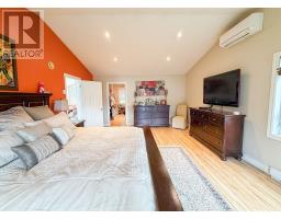 50 Lakeside Drive thumbnail 28