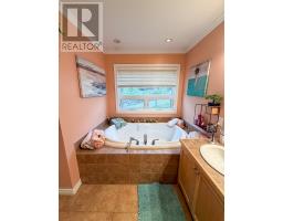 50 Lakeside Drive thumbnail 31