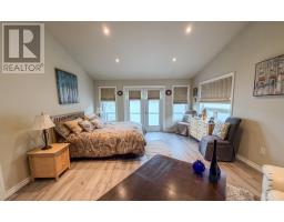 50 Lakeside Drive thumbnail 32