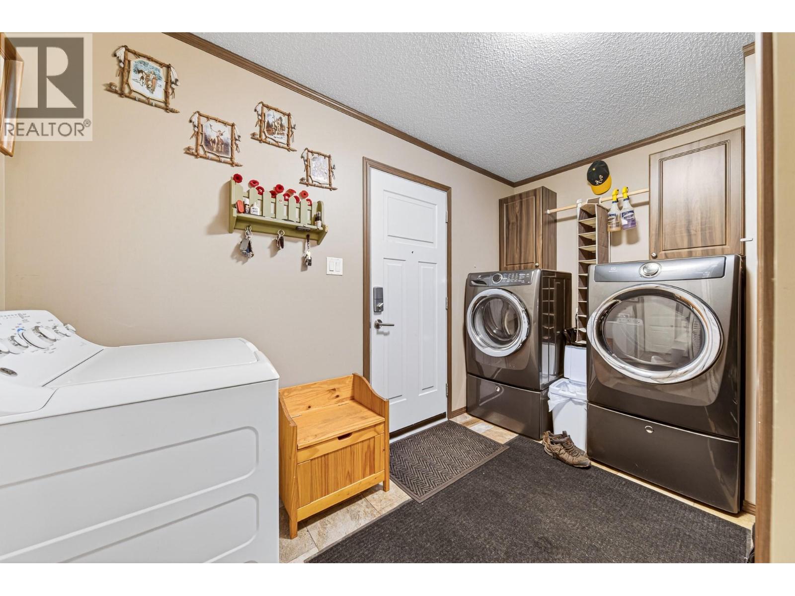 115 Deerborne Drive - 30