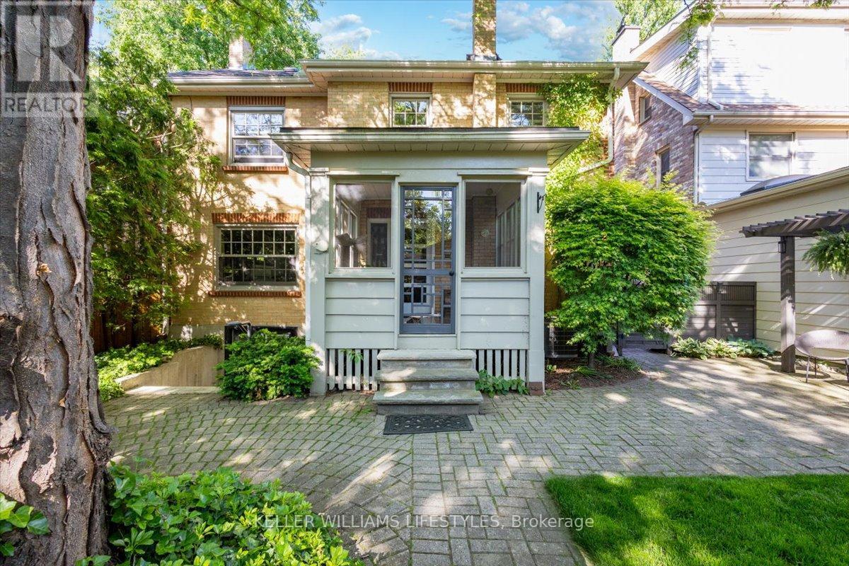 941 WATERLOO STREET - 20