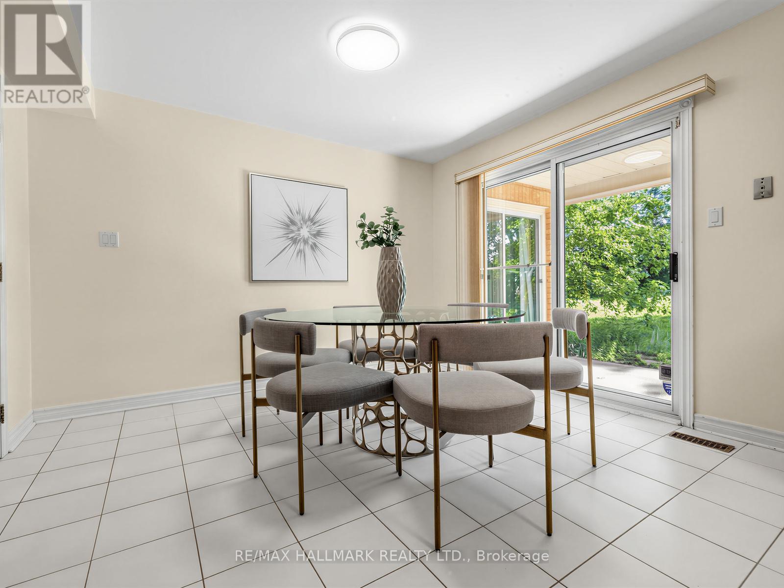 69 KING'S CROSS AVENUE - 11