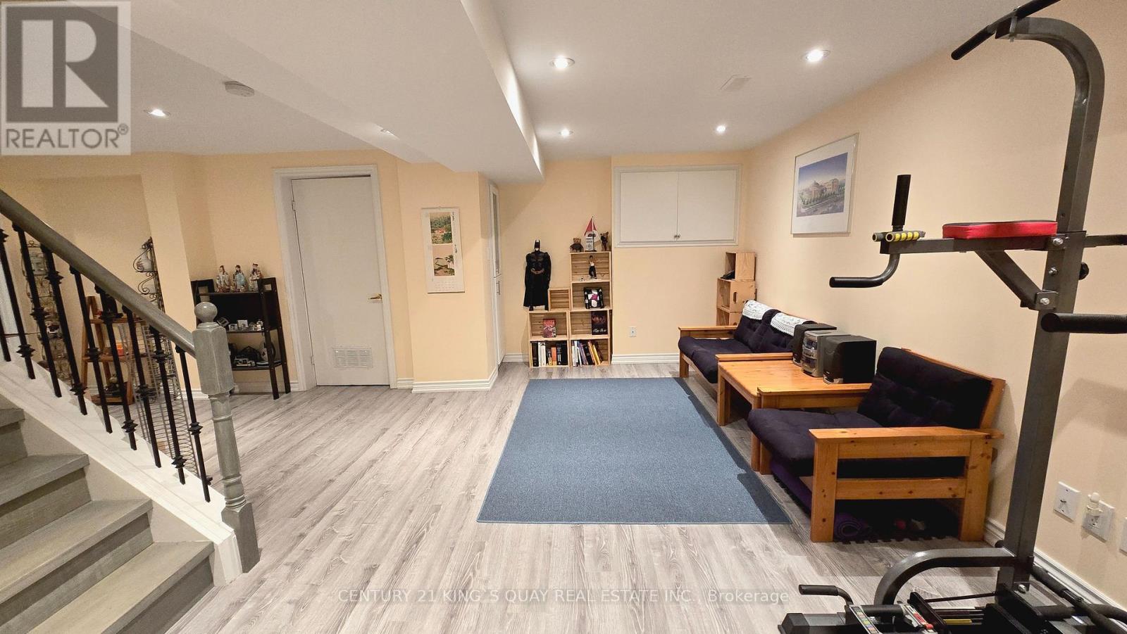 1 OSTICK STREET - 23