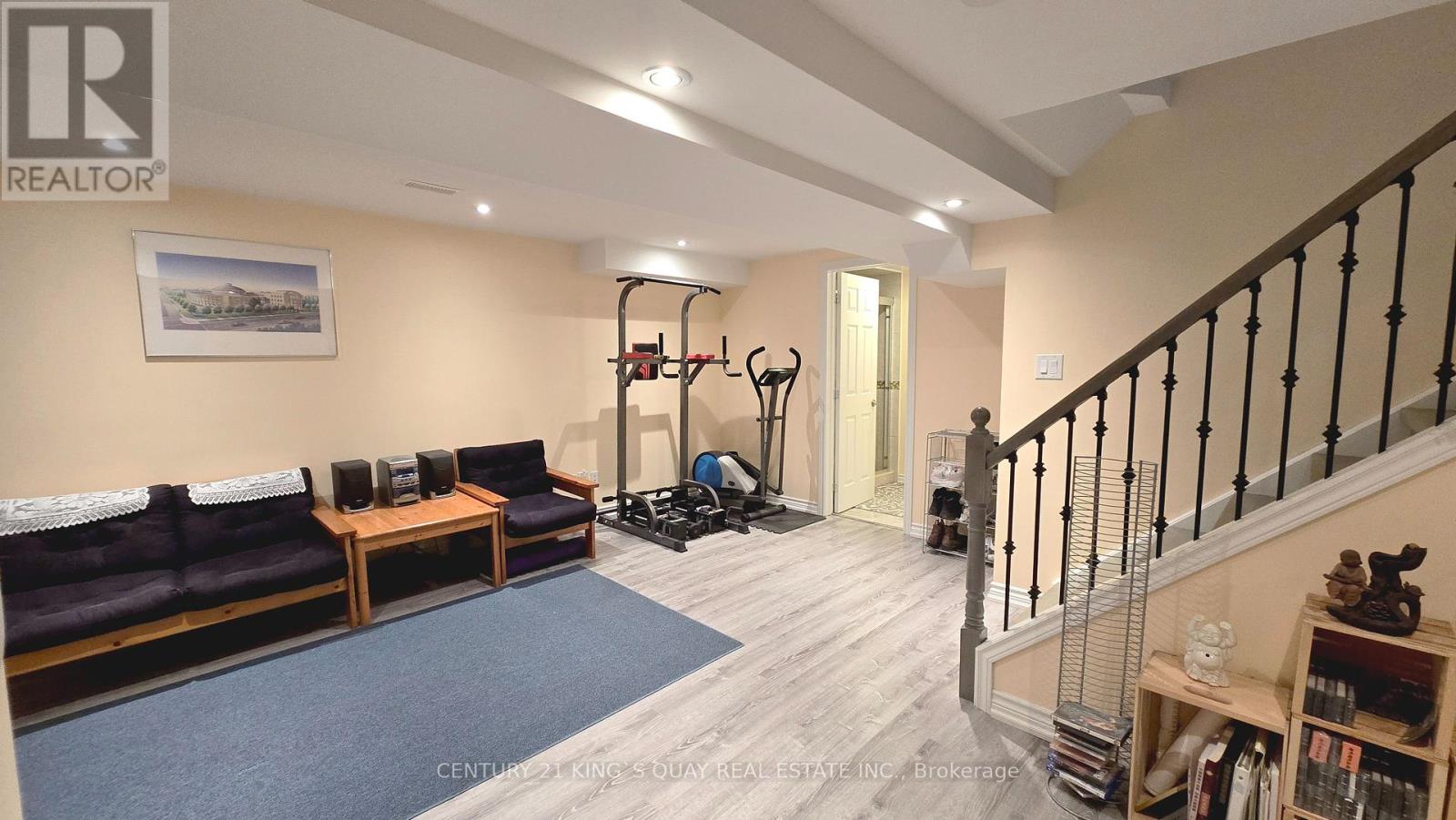 1 OSTICK STREET - 24