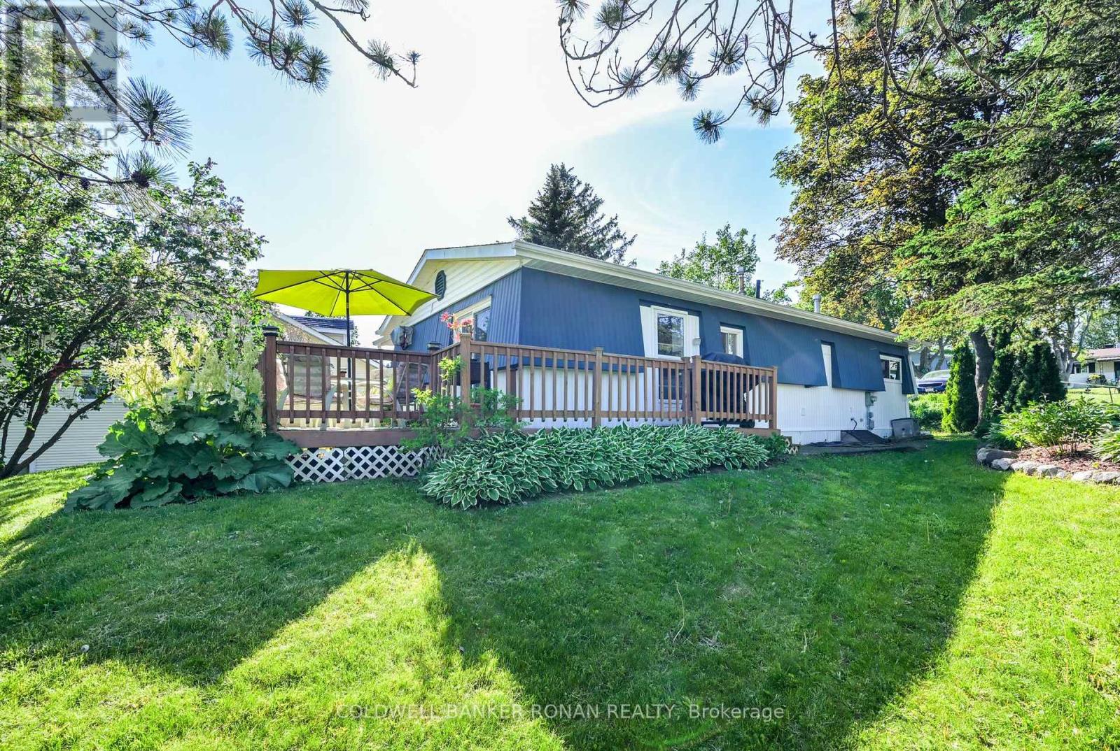 13 HAWTHORNE DRIVE - 20