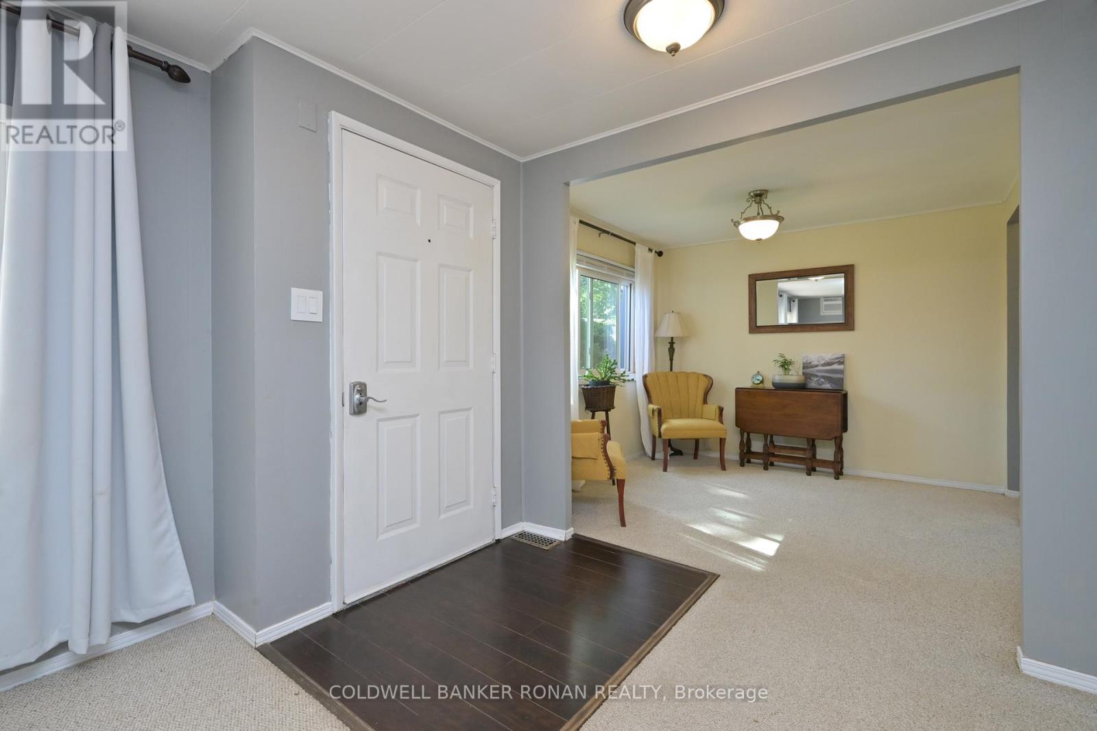 13 HAWTHORNE DRIVE - 4