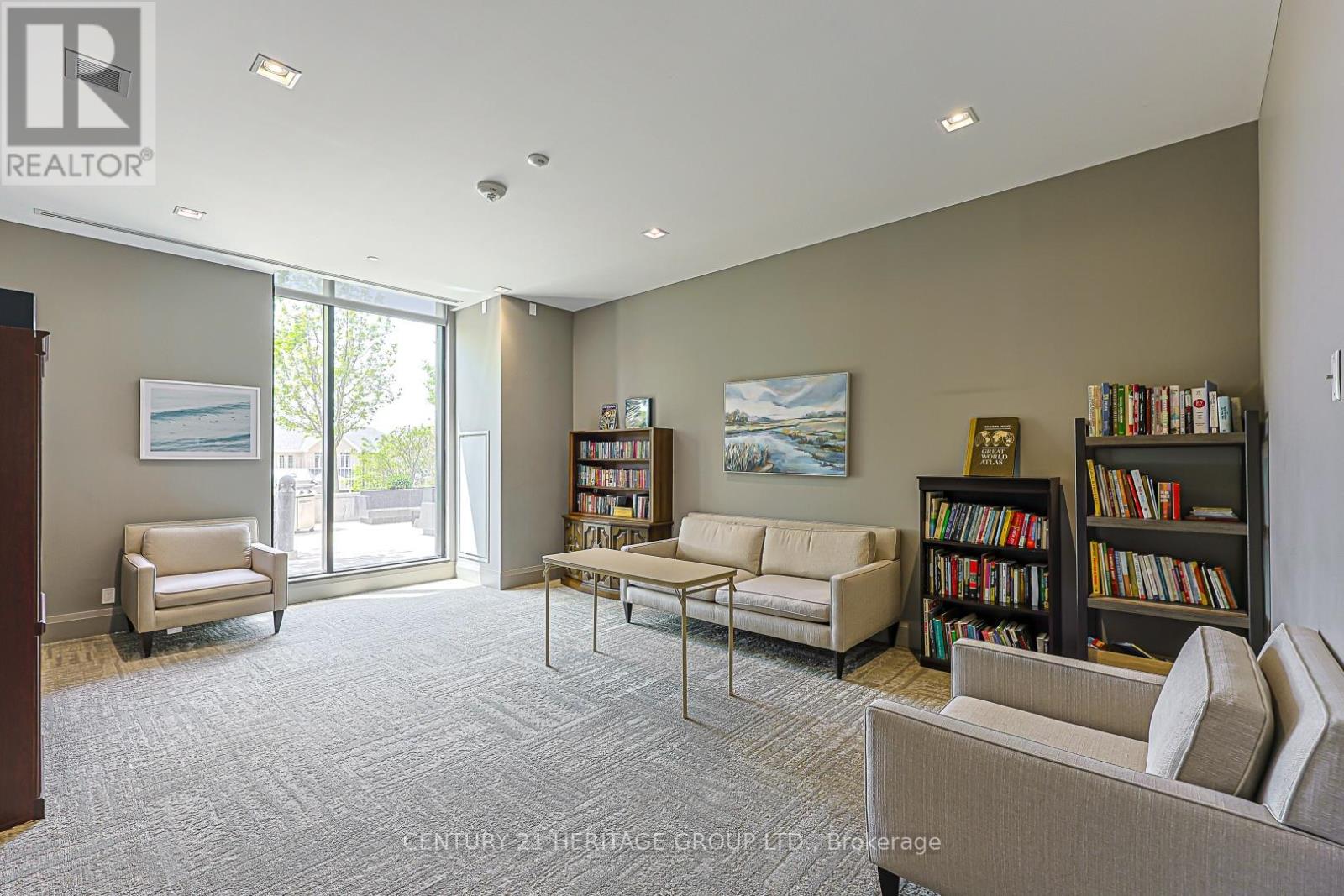 #208 555 WILLIAM GRAHAM DRIVE - 27