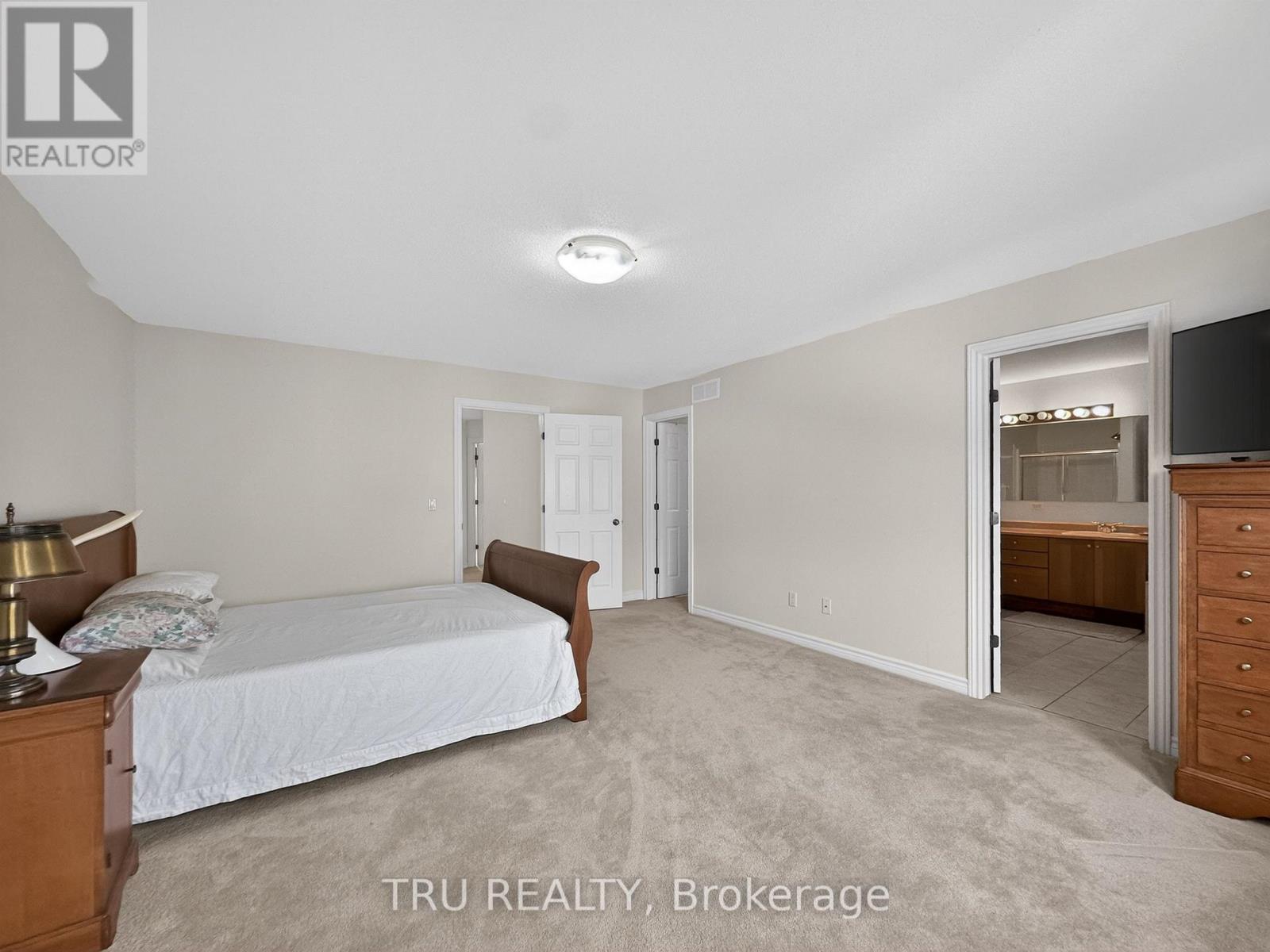 3 Bed, 3 Bath House for Rent in Ottawa – 200 CELTIC RIDGE CRESCENT, Ottawa – MLS# X13414392 - Image 29