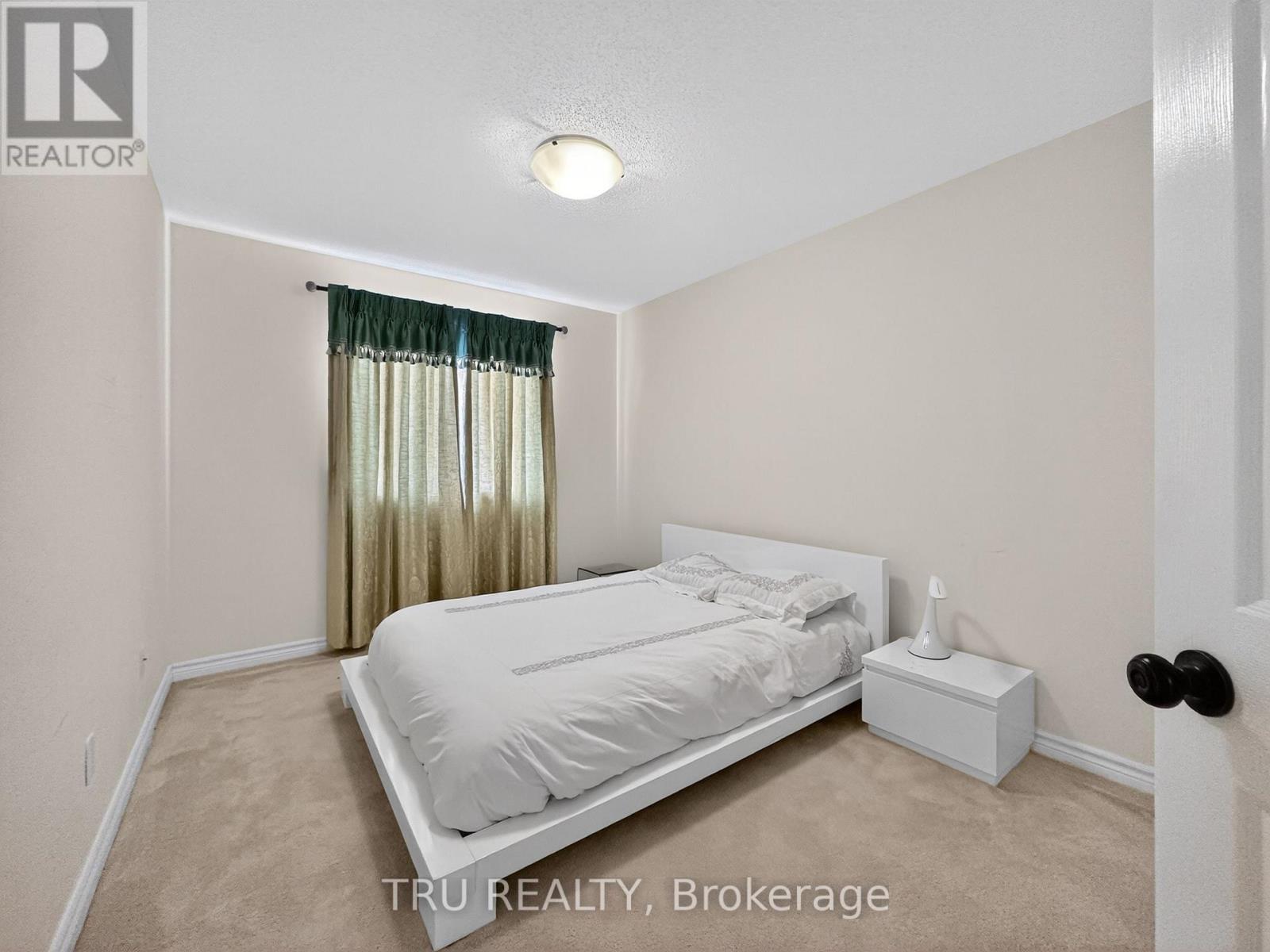 3 Bed, 3 Bath House for Rent in Ottawa – 200 CELTIC RIDGE CRESCENT, Ottawa – MLS# X13414392 - Image 9