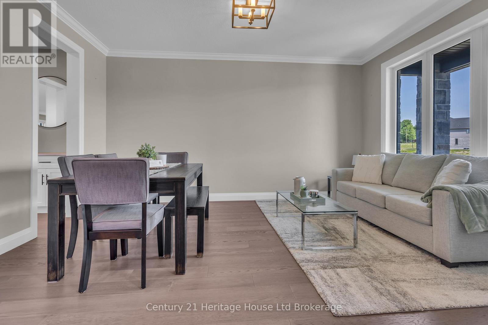 18 THOMPSON COURT - 18