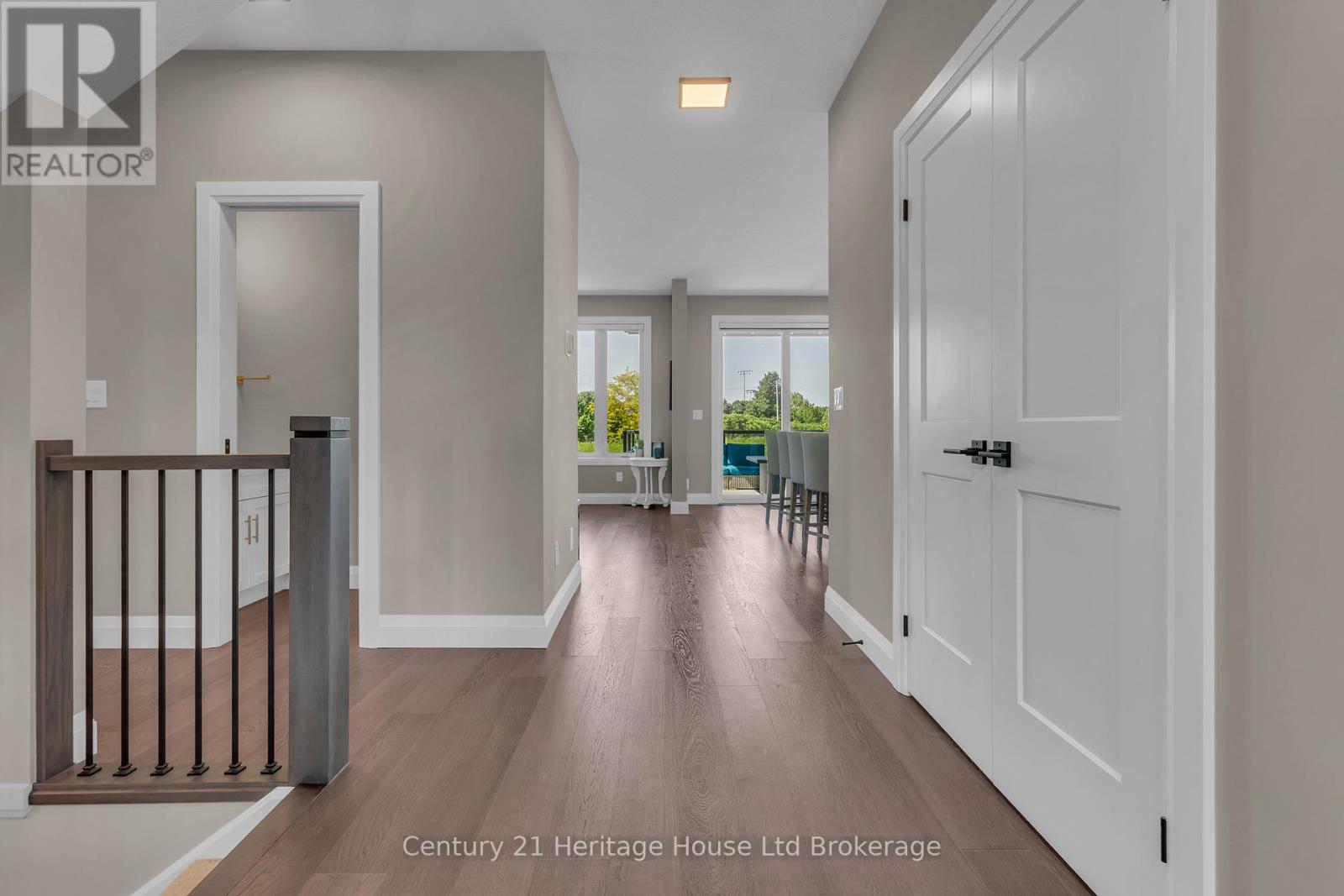18 THOMPSON COURT - 19