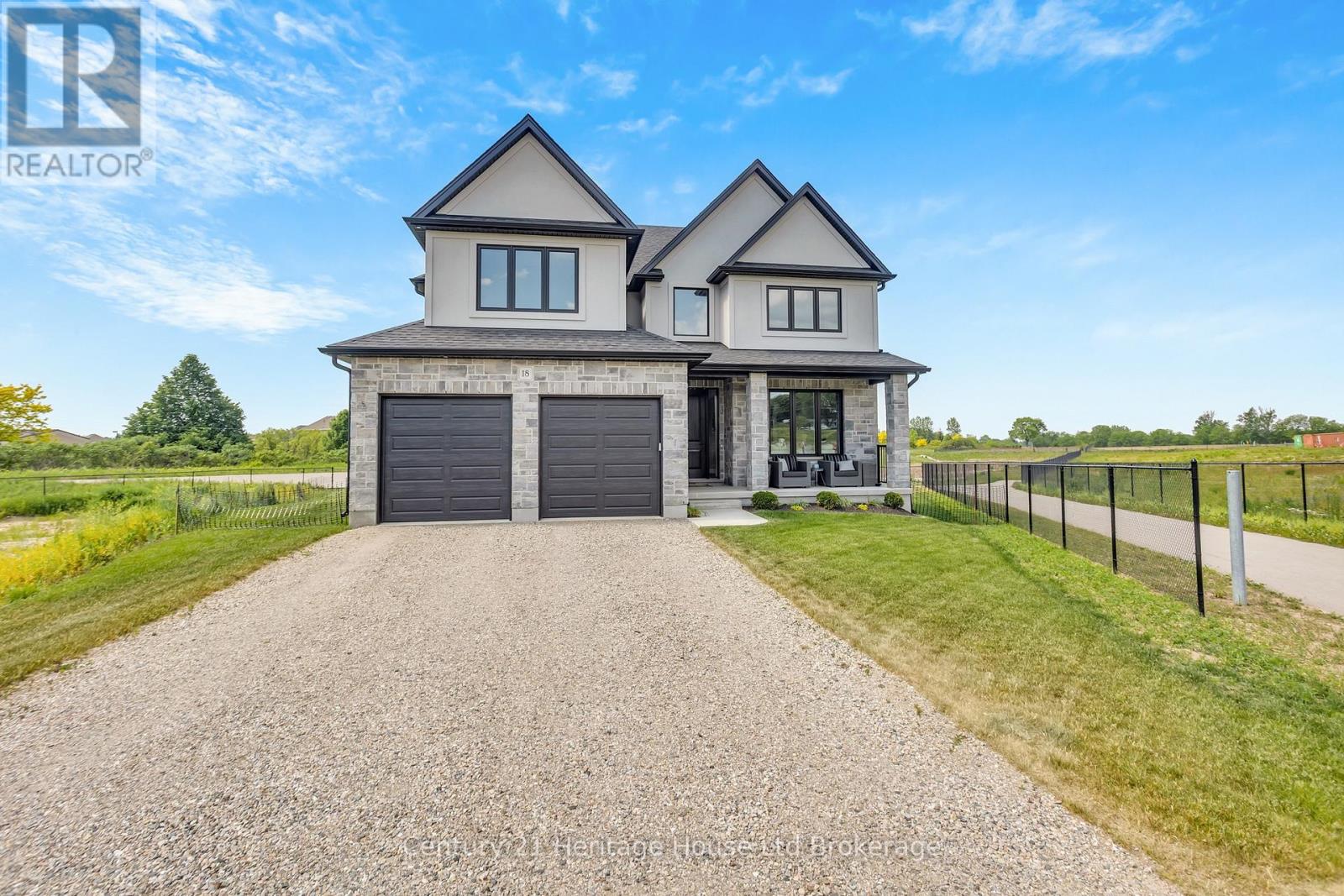 18 THOMPSON COURT - 3