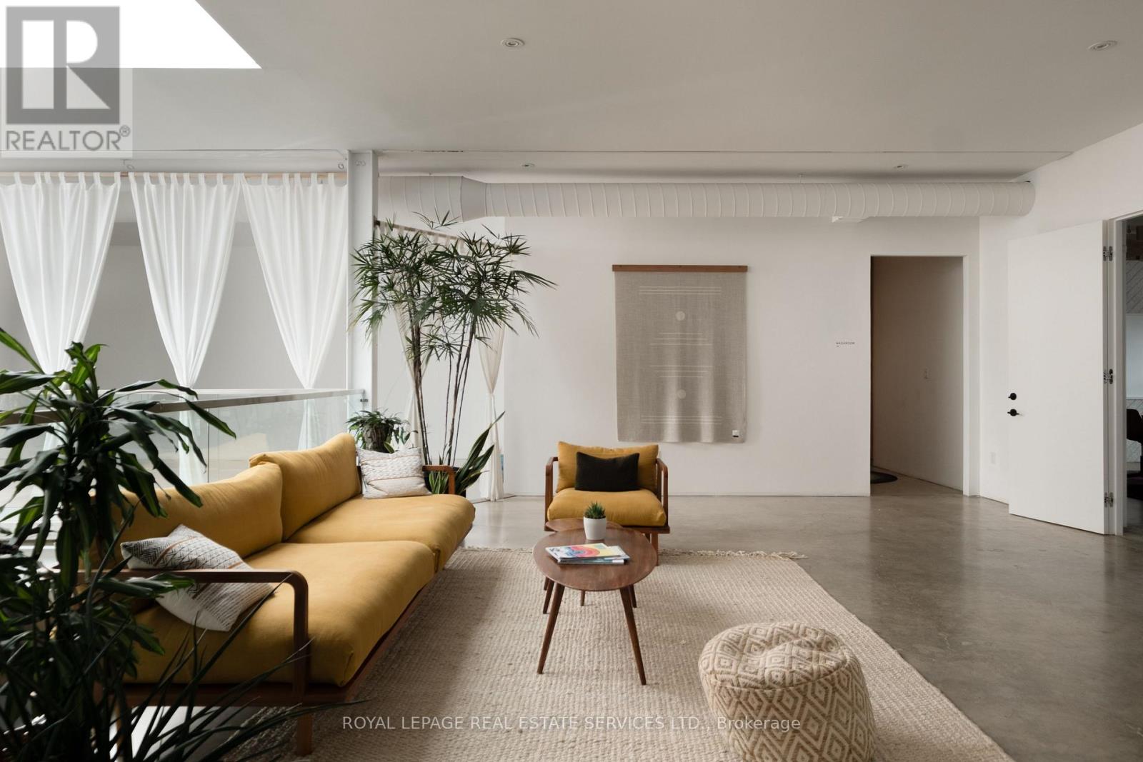 1 ROOF GARDEN LANE - 24