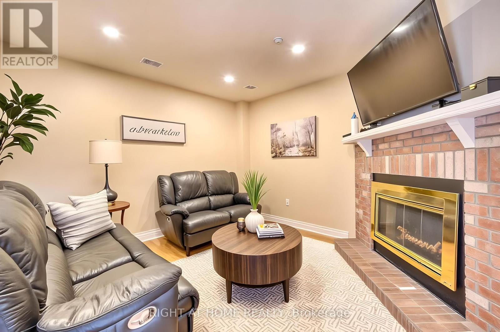 4769 ROSEBUSH ROAD - 10