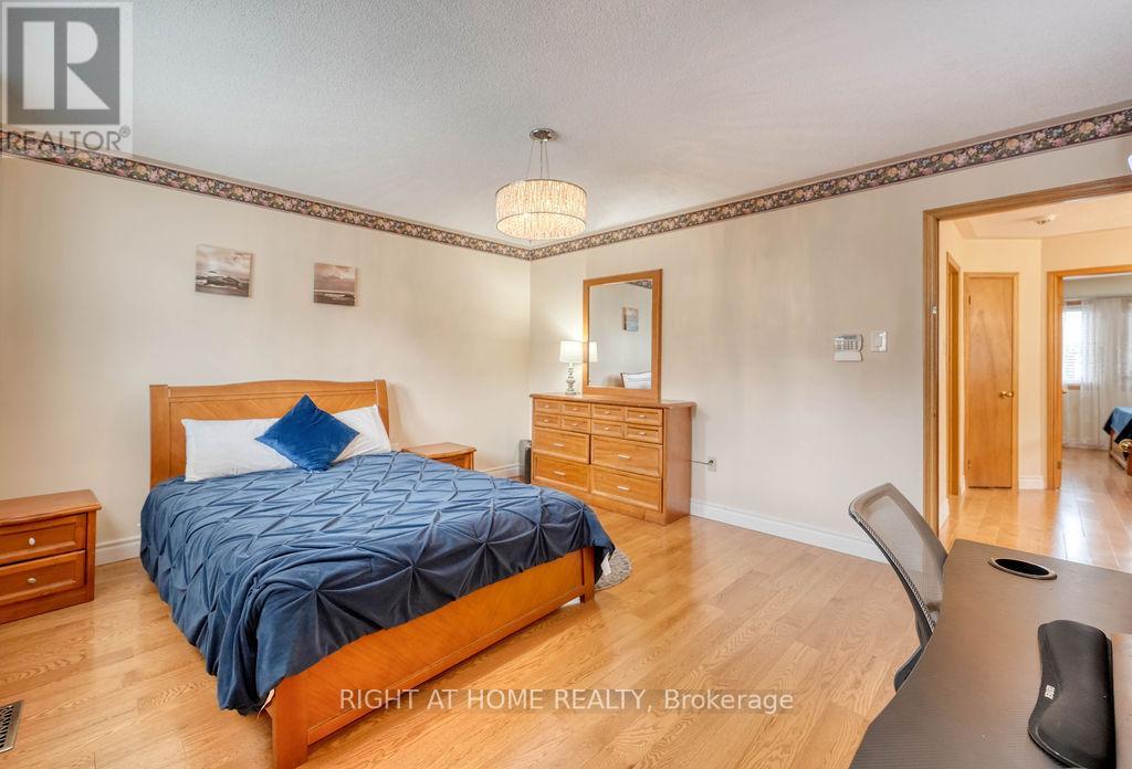 4769 ROSEBUSH ROAD - 32