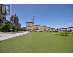 1402 - 330 Burnhamthorpe Road W, Mississauga, ON L5B0E1 Photo 11