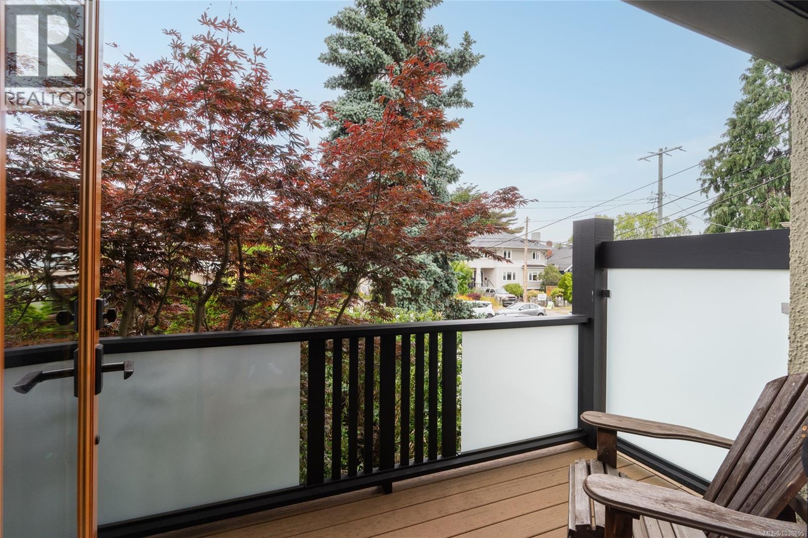 71 Linden Ave - 12