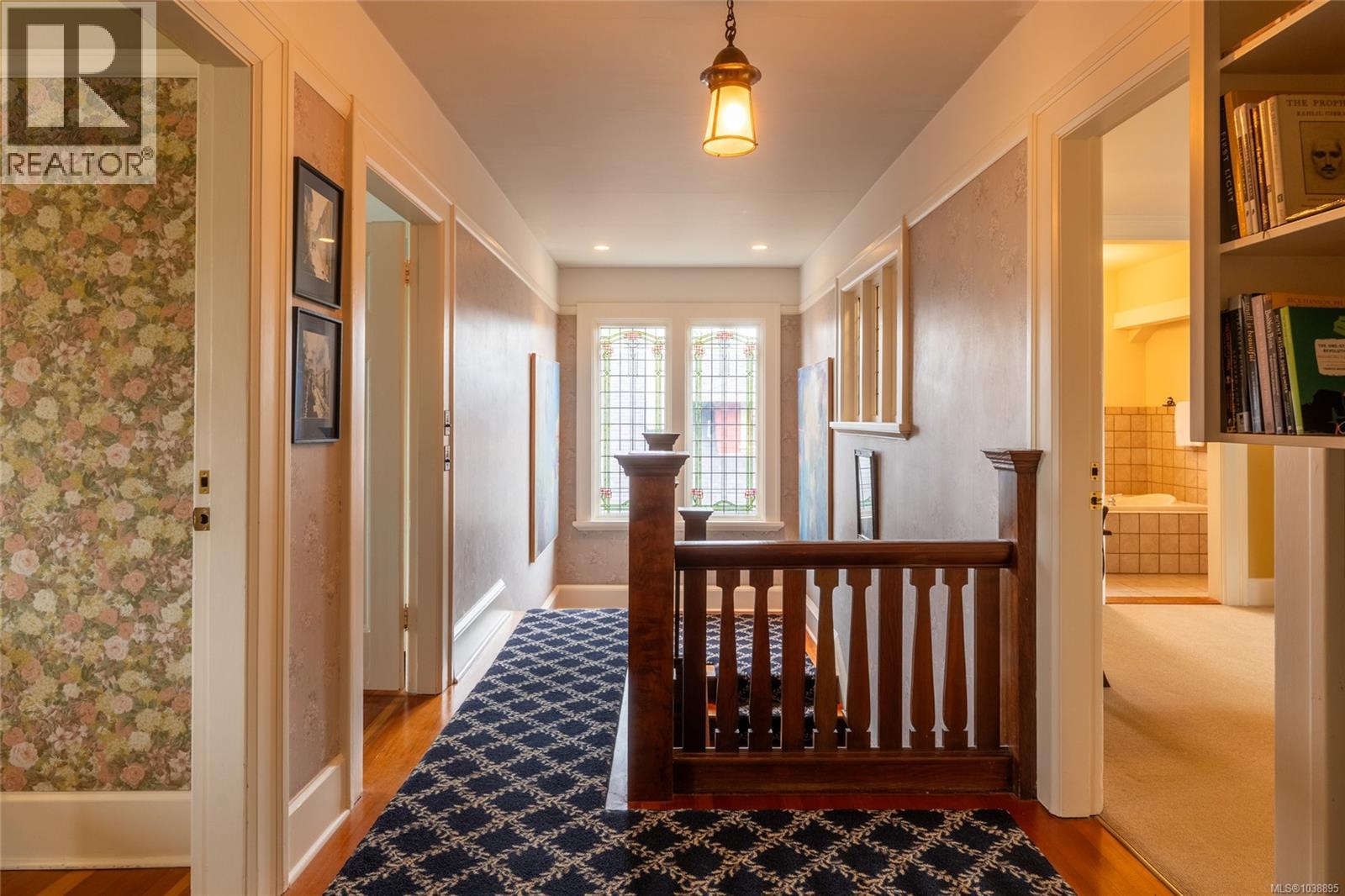 71 Linden Ave - 24