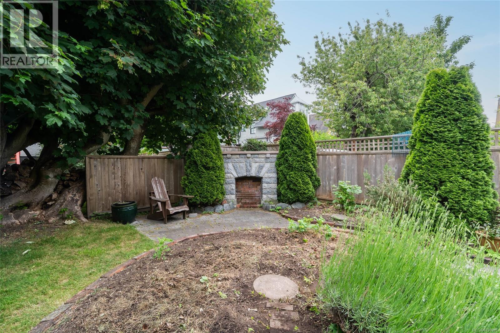 71 Linden Ave - 44