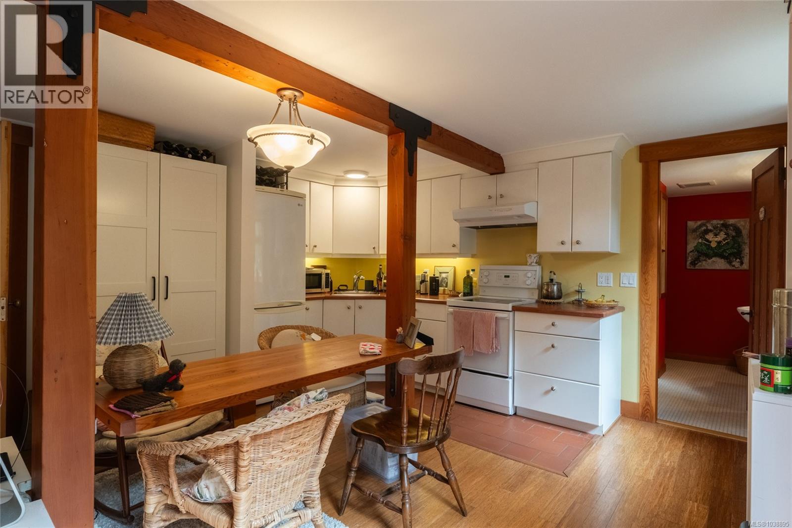 71 Linden Ave - 53
