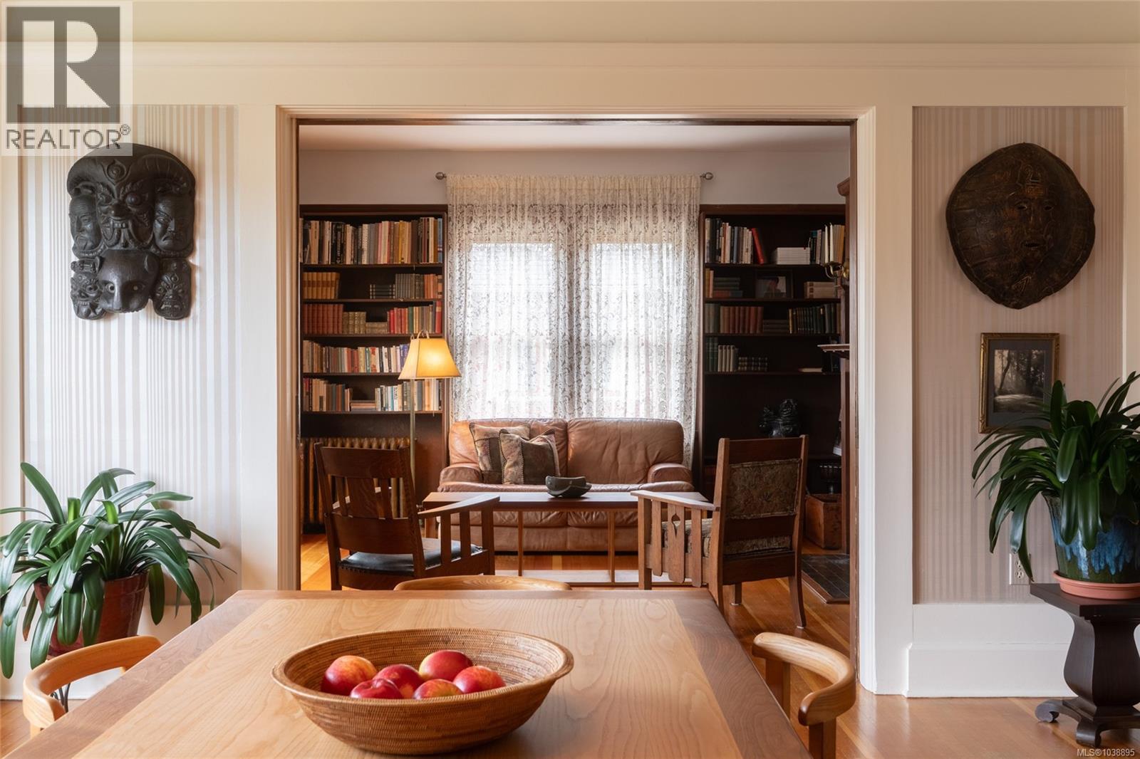 71 Linden Ave - 9