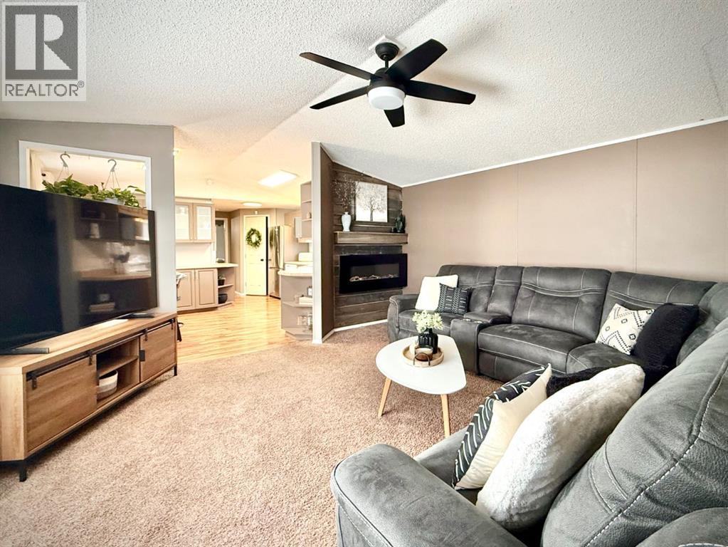 103 Clark Crescent — photo 6