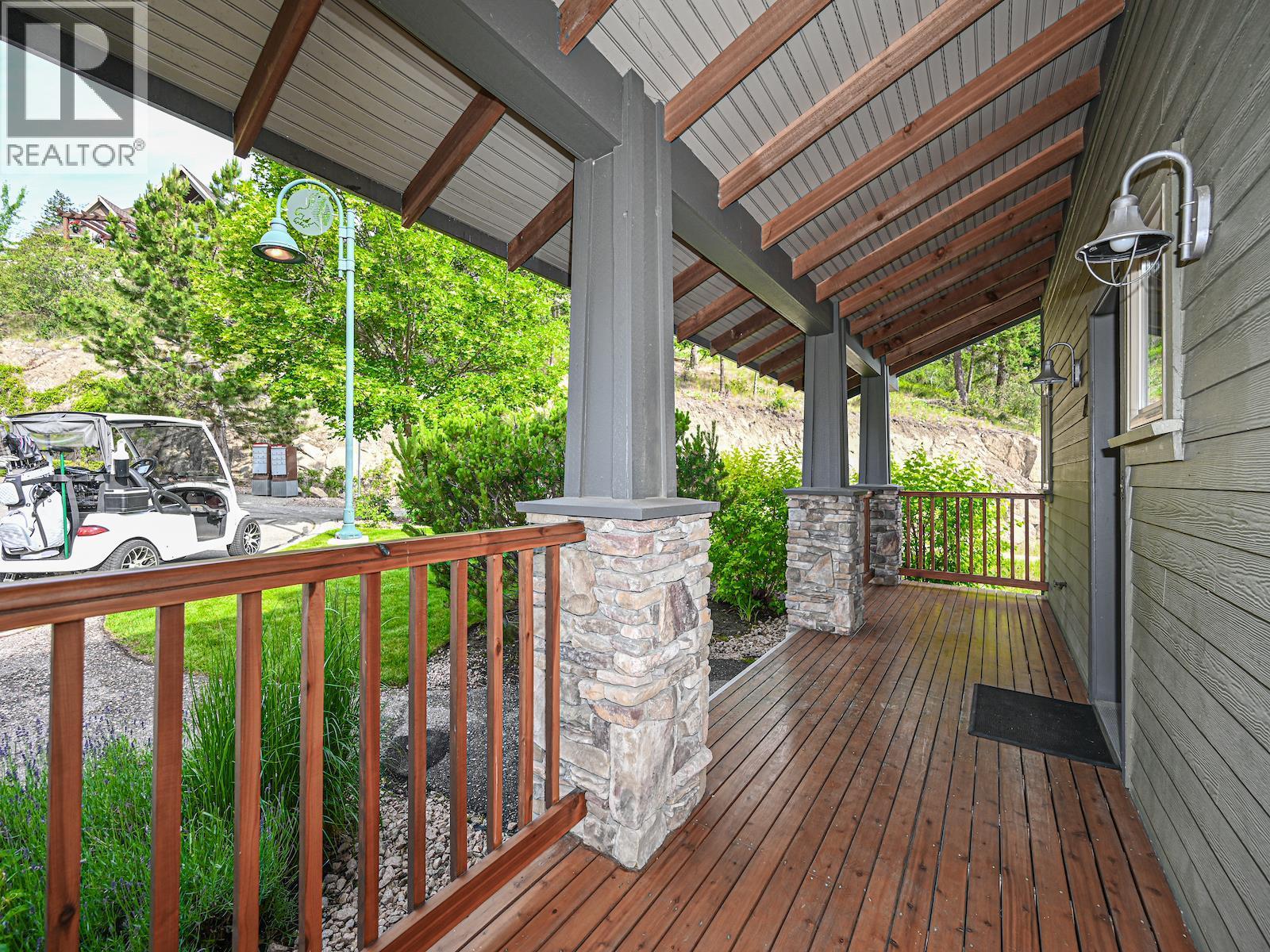#8E 272 Chicopee Road - 6