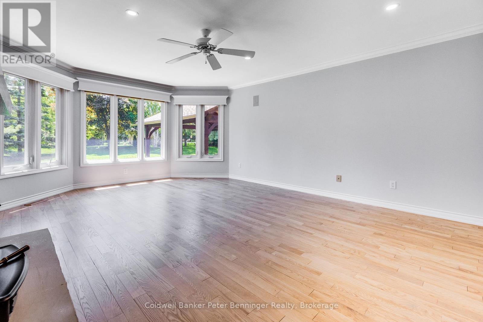 152 TREEGROVE CIRCLE - Image 15