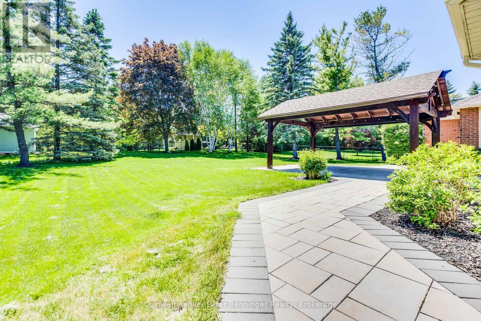 152 TREEGROVE CIRCLE - Image 46