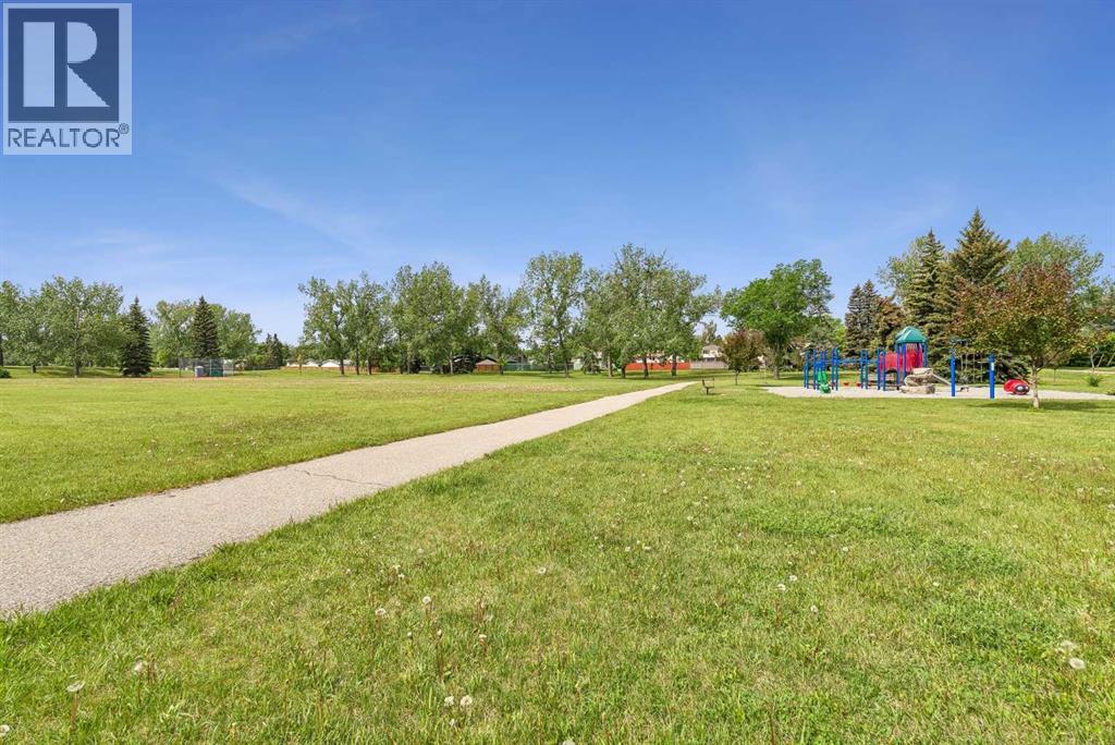 6636 18 Street SE — photo 41