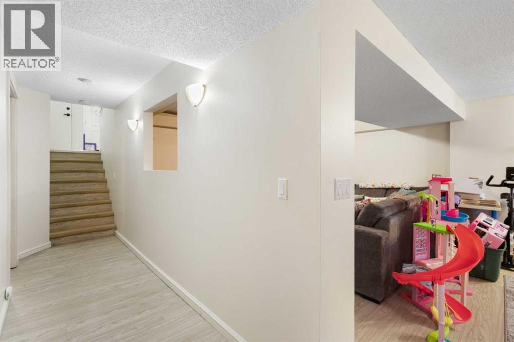 27 Erin Green Place SE — photo 27