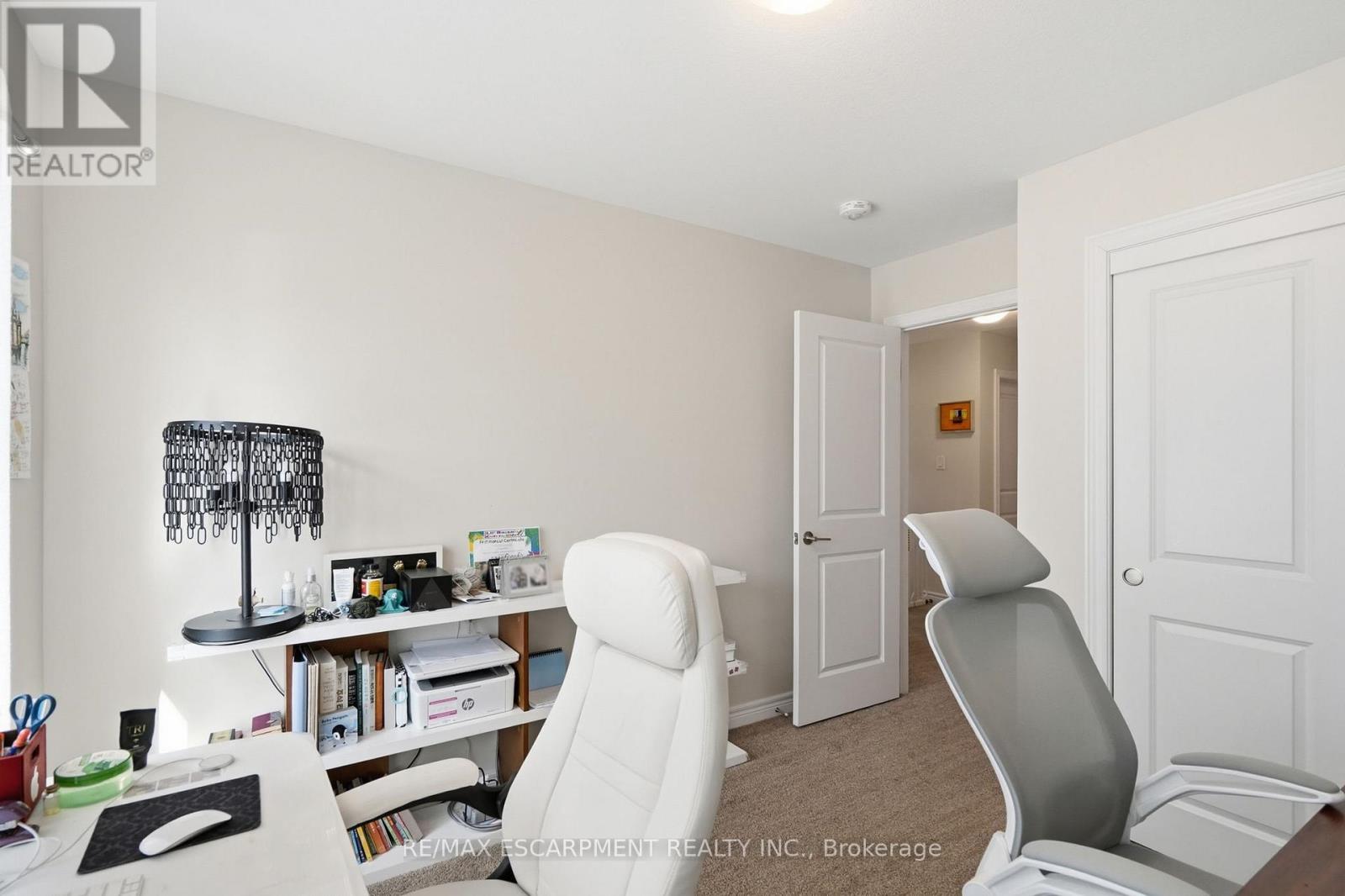 35 PELICAN LANE - 30