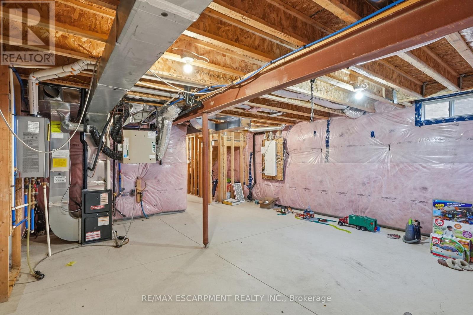 35 PELICAN LANE - 35