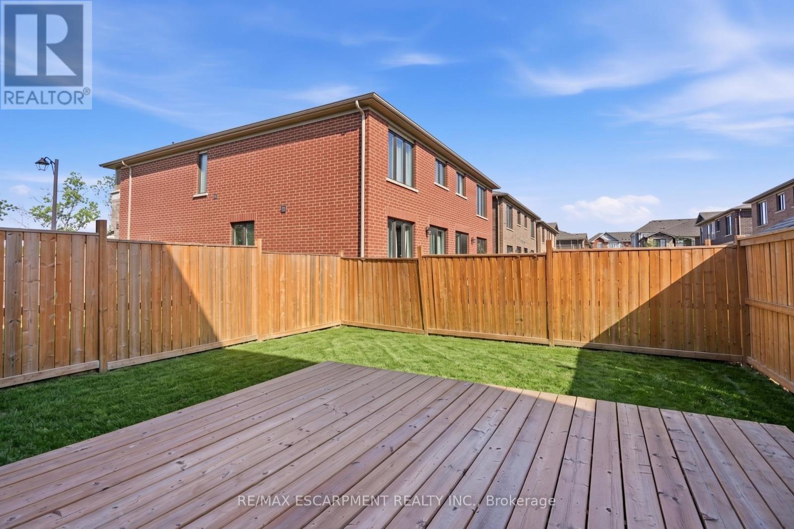 35 PELICAN LANE - 38
