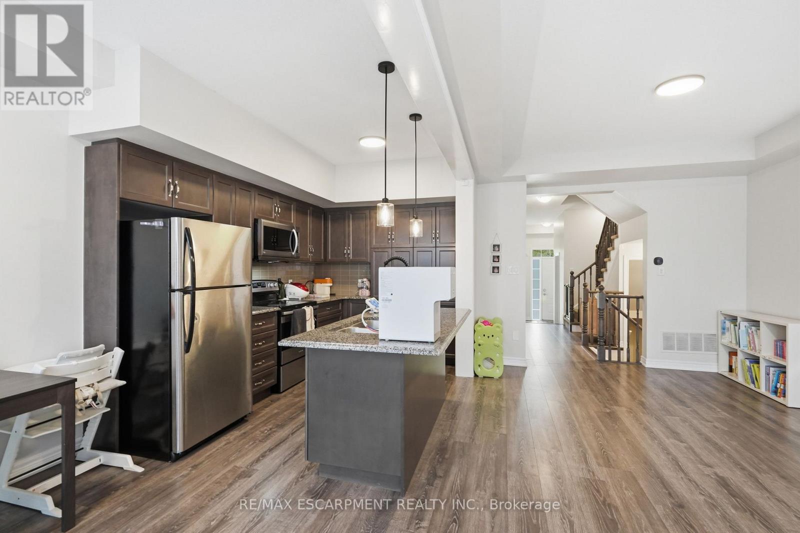 35 PELICAN LANE - 9