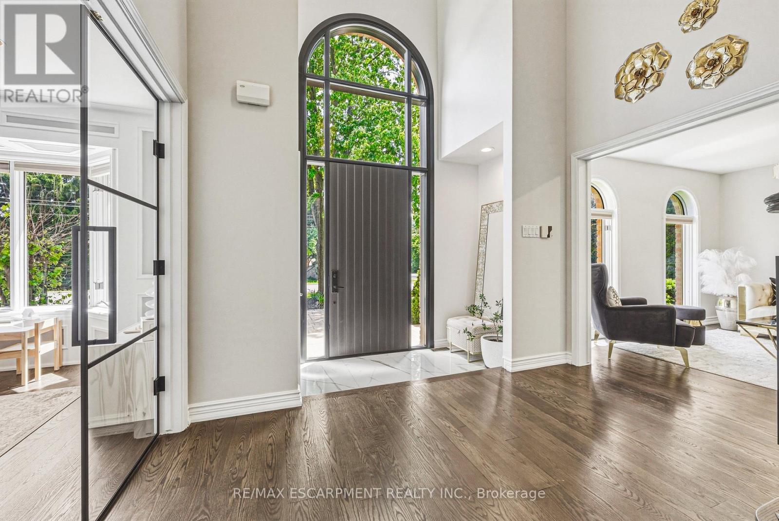 399 GOLF LINKS ROAD - 4