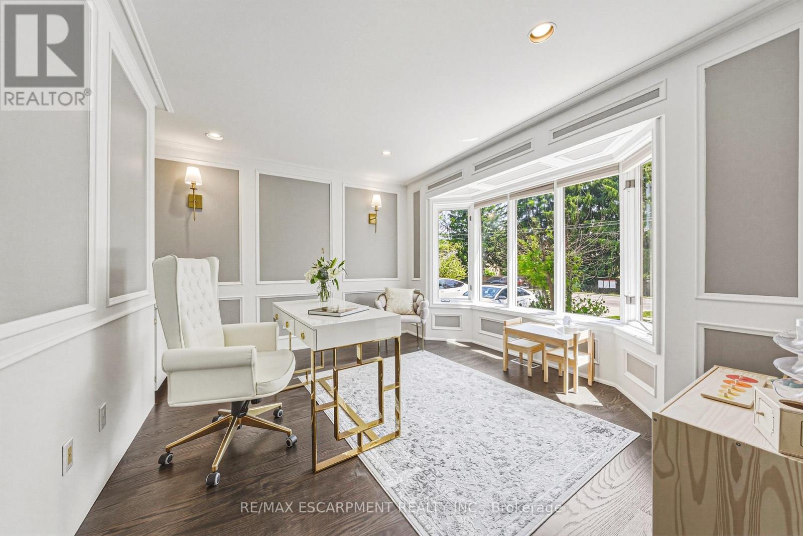 399 GOLF LINKS ROAD - 8