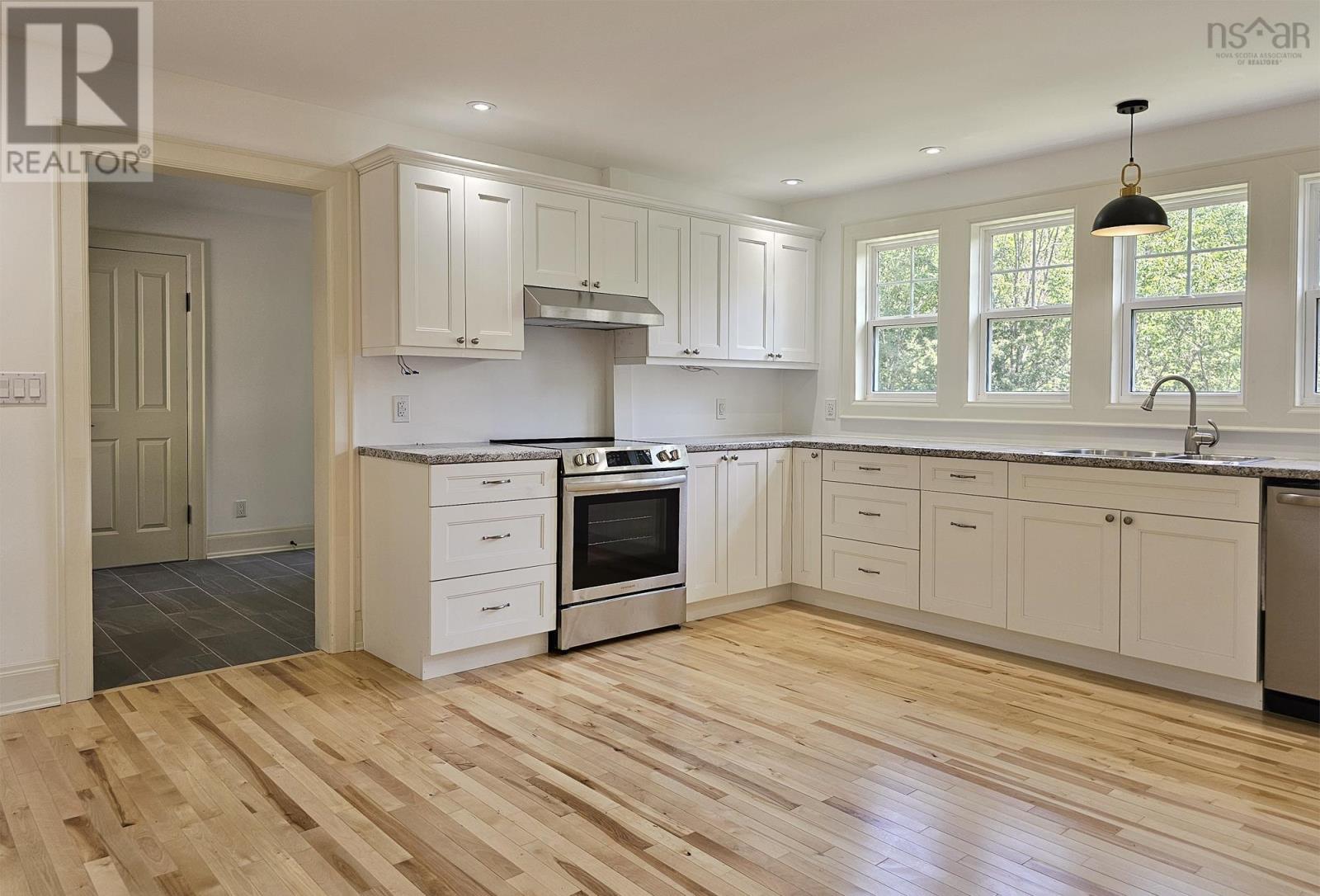 1940 Clementsvale Road - 21