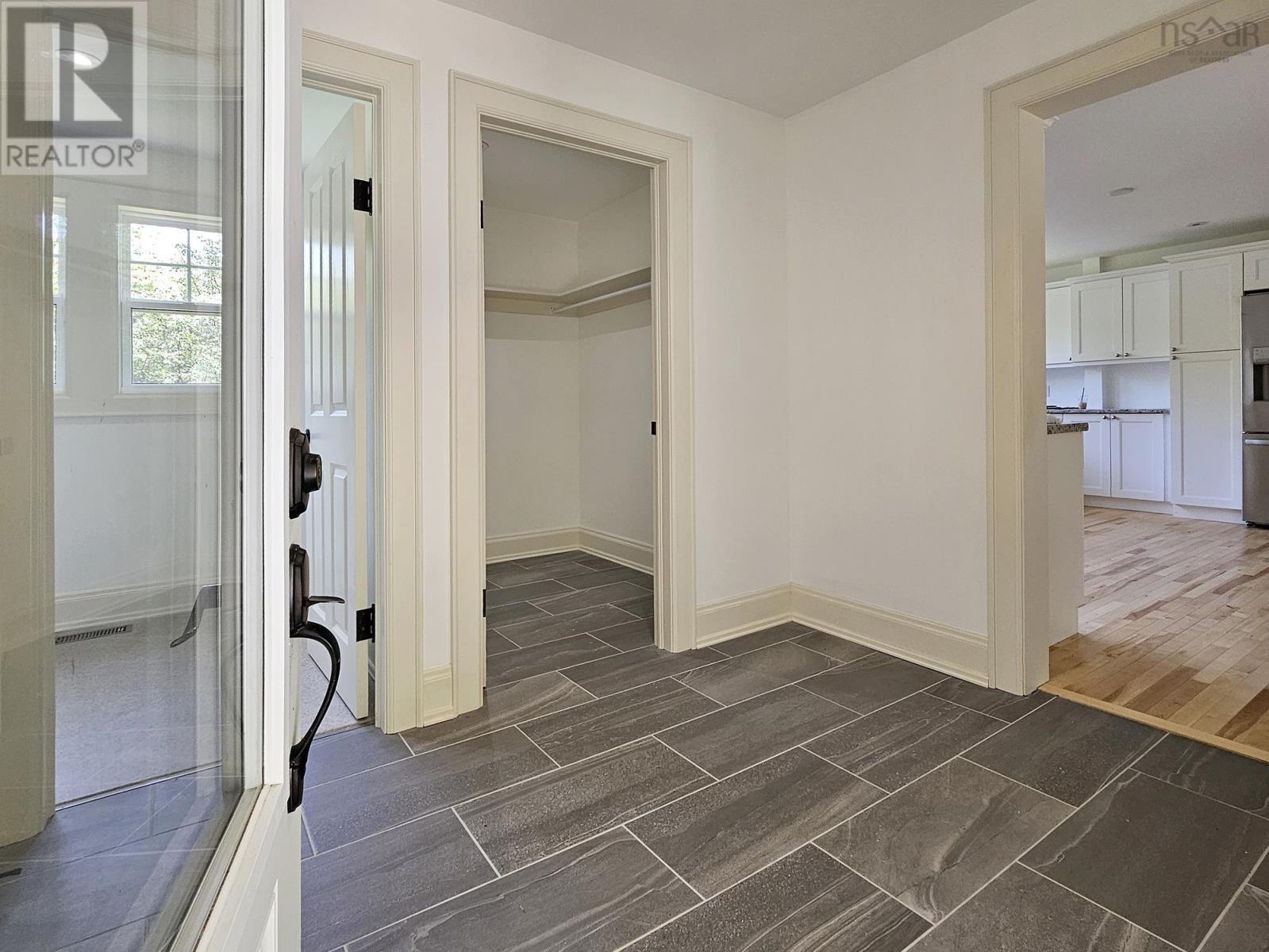 1940 Clementsvale Road - 22