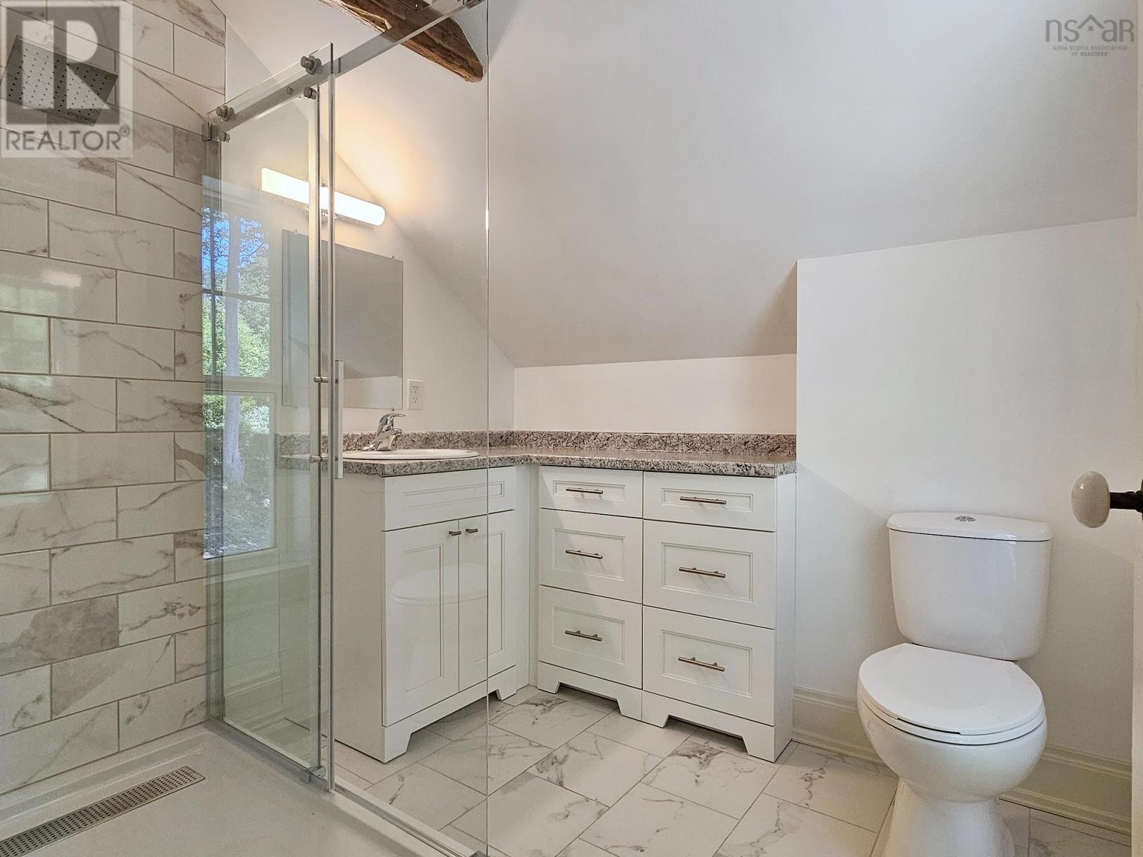 1940 Clementsvale Road - 35